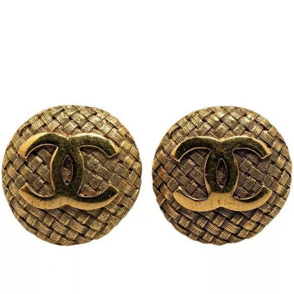 CHANEL CC Logos Mesh Round Clip-On Earrings Gold Tone 29 Auth D-228-7 - Picture 1 of 3